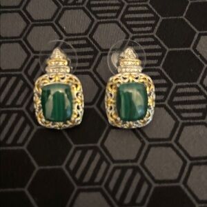 Elegant Green and Gold Earrings